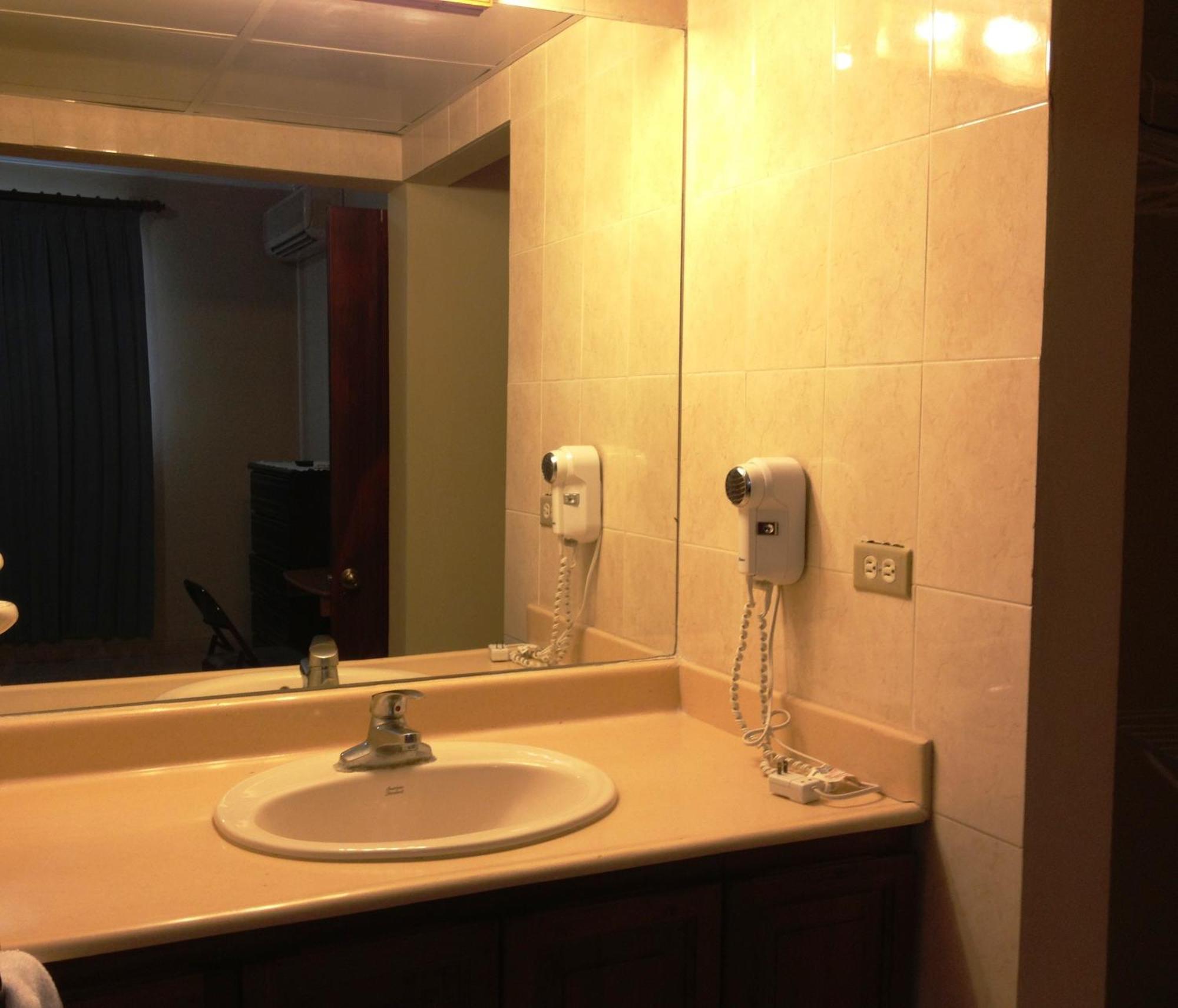 Apartahotel Alvear Santo Domingo Quarto foto